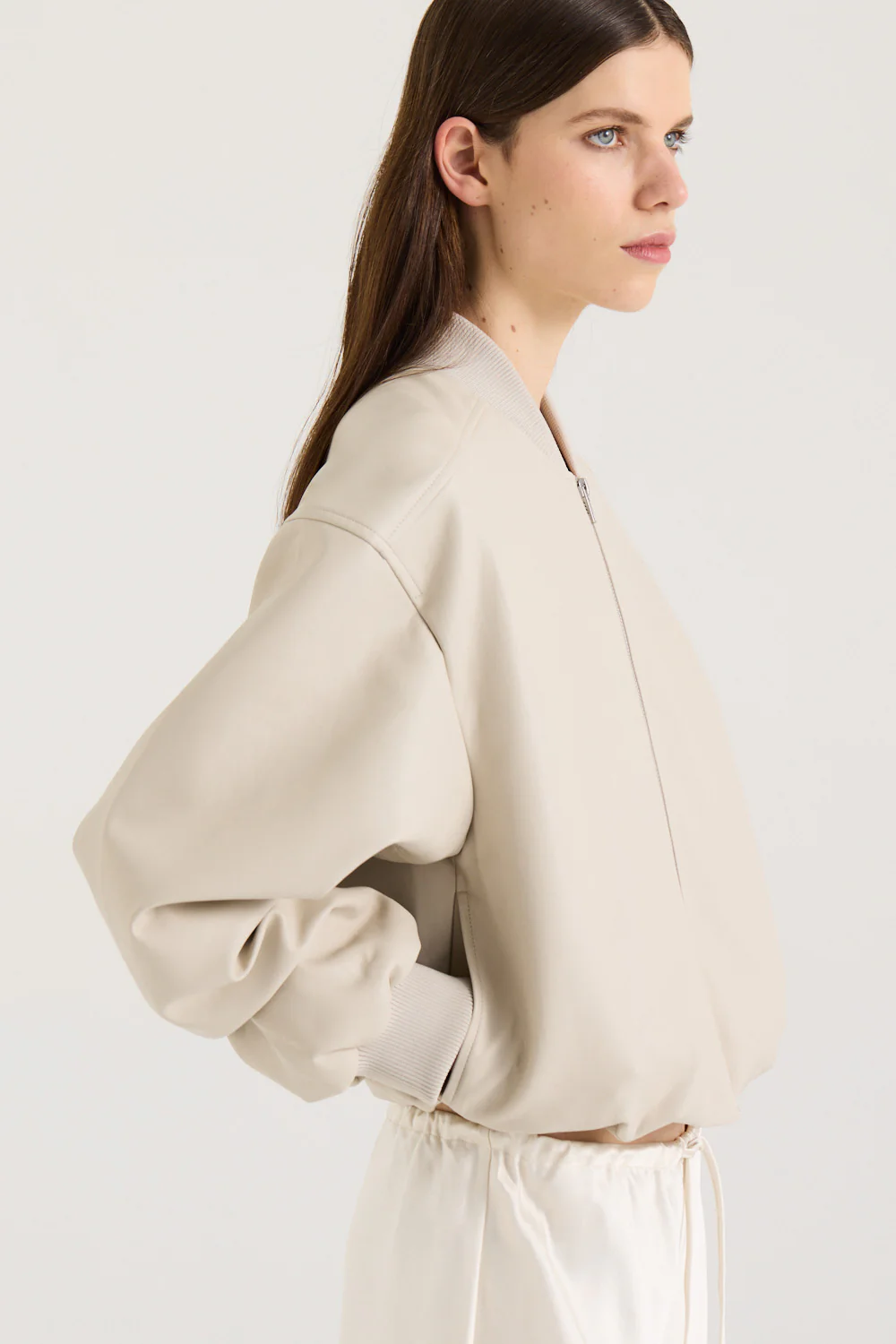 Mara Bomber - Image 6